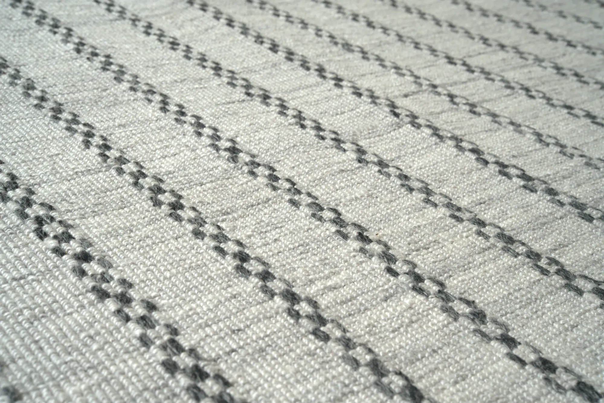 Rain Thread - Image 5